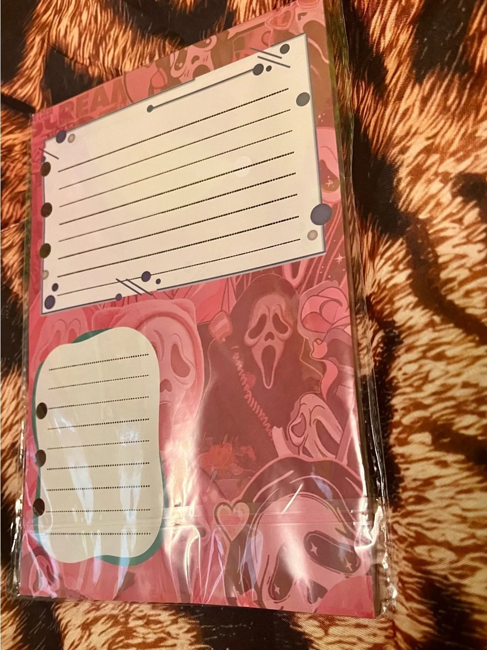 New Ghostface Binder and Paper Set 9x7